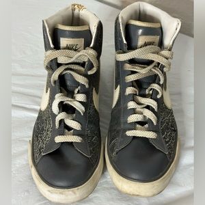 Nike Sportswear Women’s High Tops